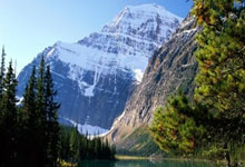 克罗托内坐镇主场，逼平对手继续稳定状态